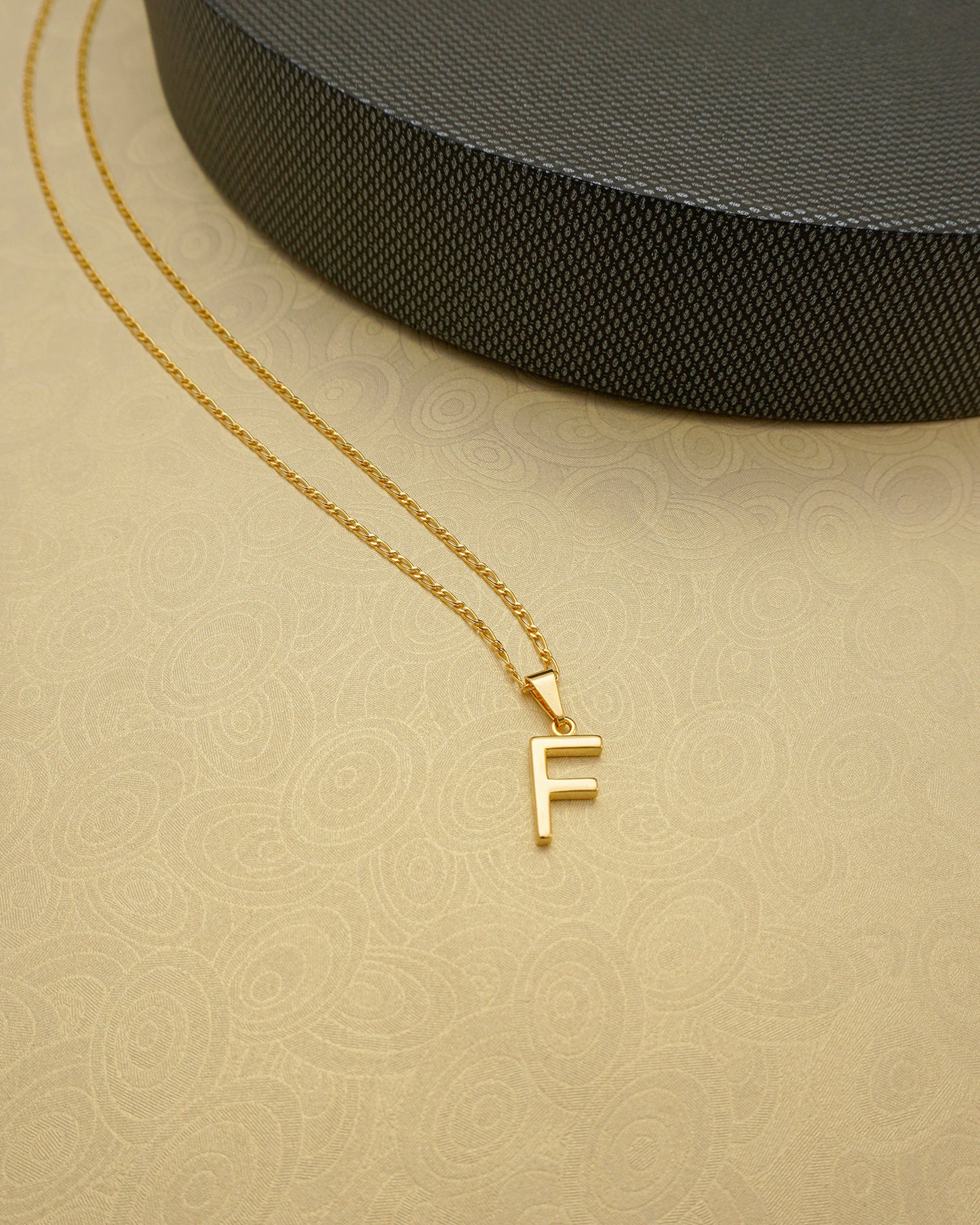 Dije Letras F