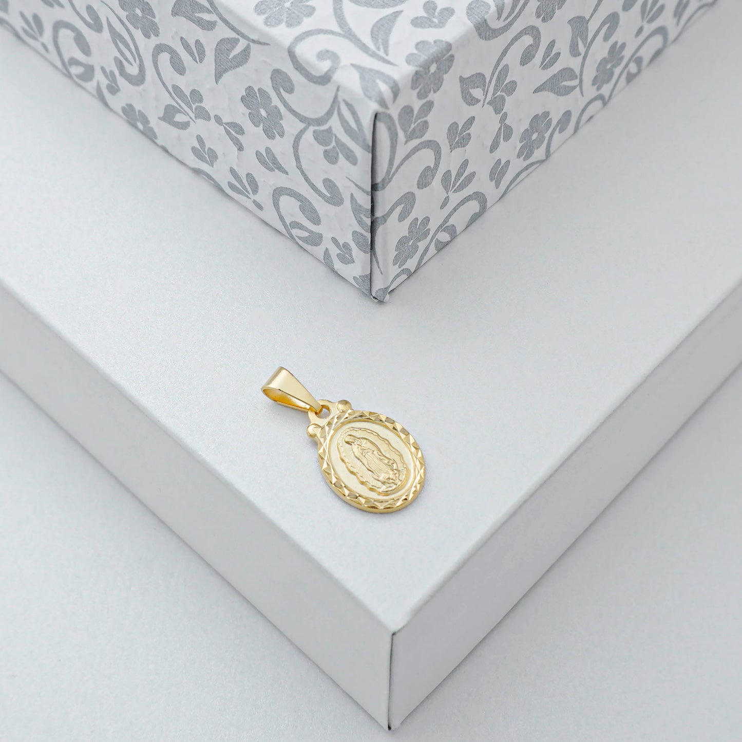 Dije Virgen de Guadalupe B. Diamantado 2 cms