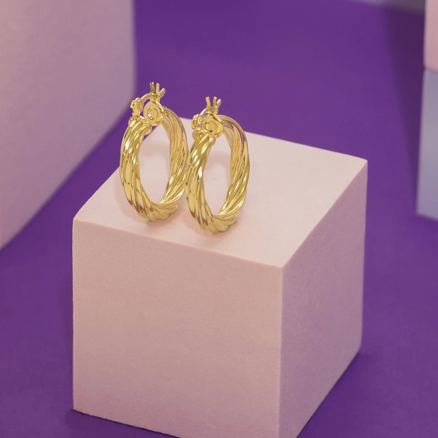Arete Twisted Stripes
