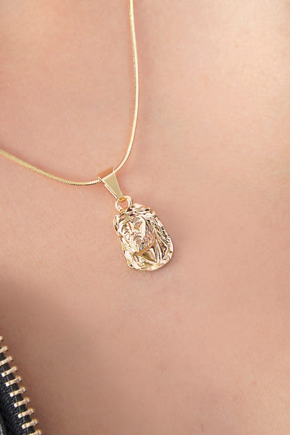 Dije Rostro Mediano Tallado