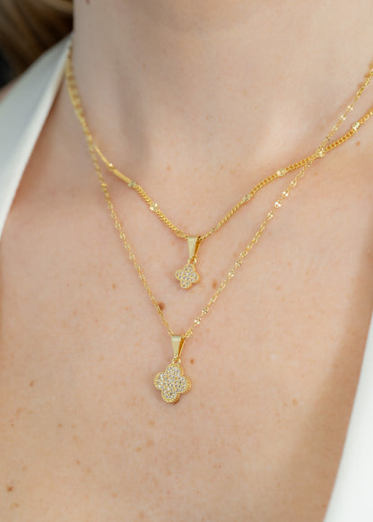 Dije Clover Circonias 7 mm