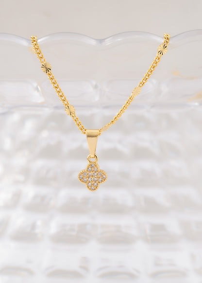 Dije Clover Circonias 7 mm