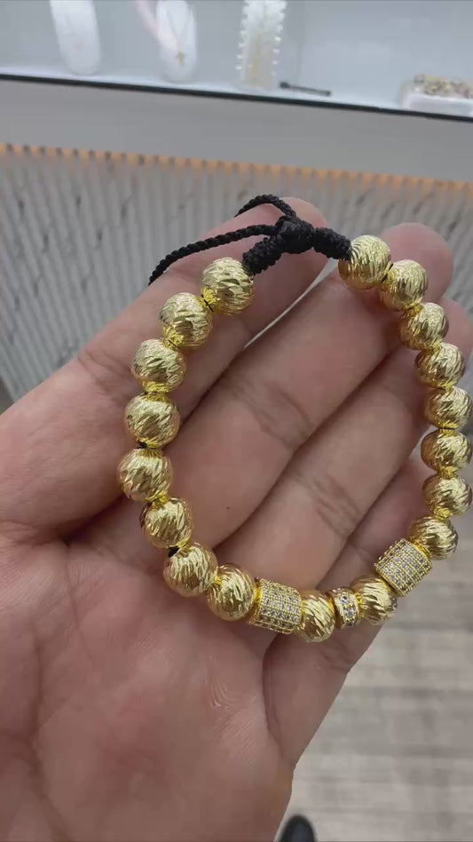 manilla diamantada 8mm con centros en cilindro y herraje Luxo con circonias