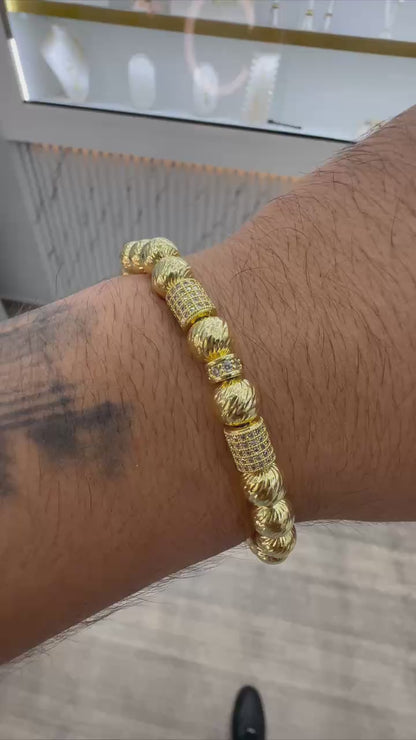 manilla diamantada 8mm con centros en cilindro y herraje Luxo con circonias